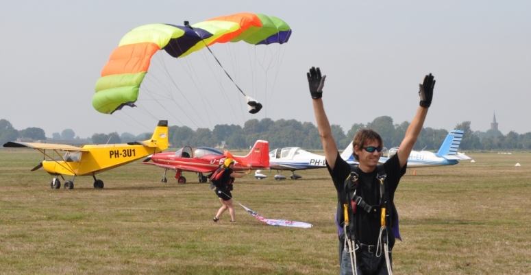 Doellanding Parachutisten PCMN