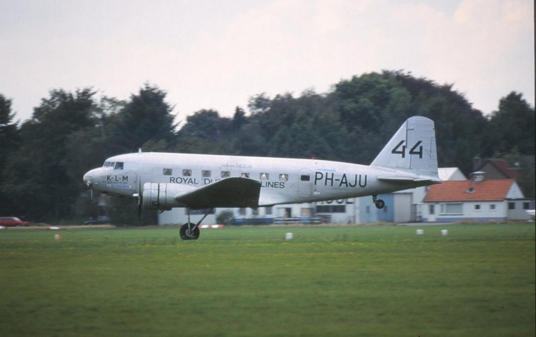 PH-AJU AJU