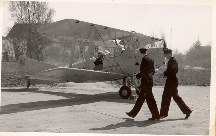 RLS Tiger Moth