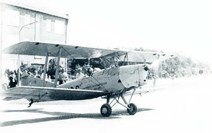 Tiger Moth PH-UDC in 1961